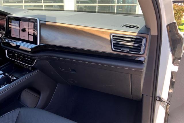 used 2024 Volkswagen Atlas car, priced at $33,291
