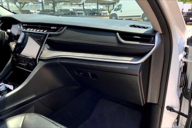 used 2024 Jeep Grand Cherokee car, priced at $36,371