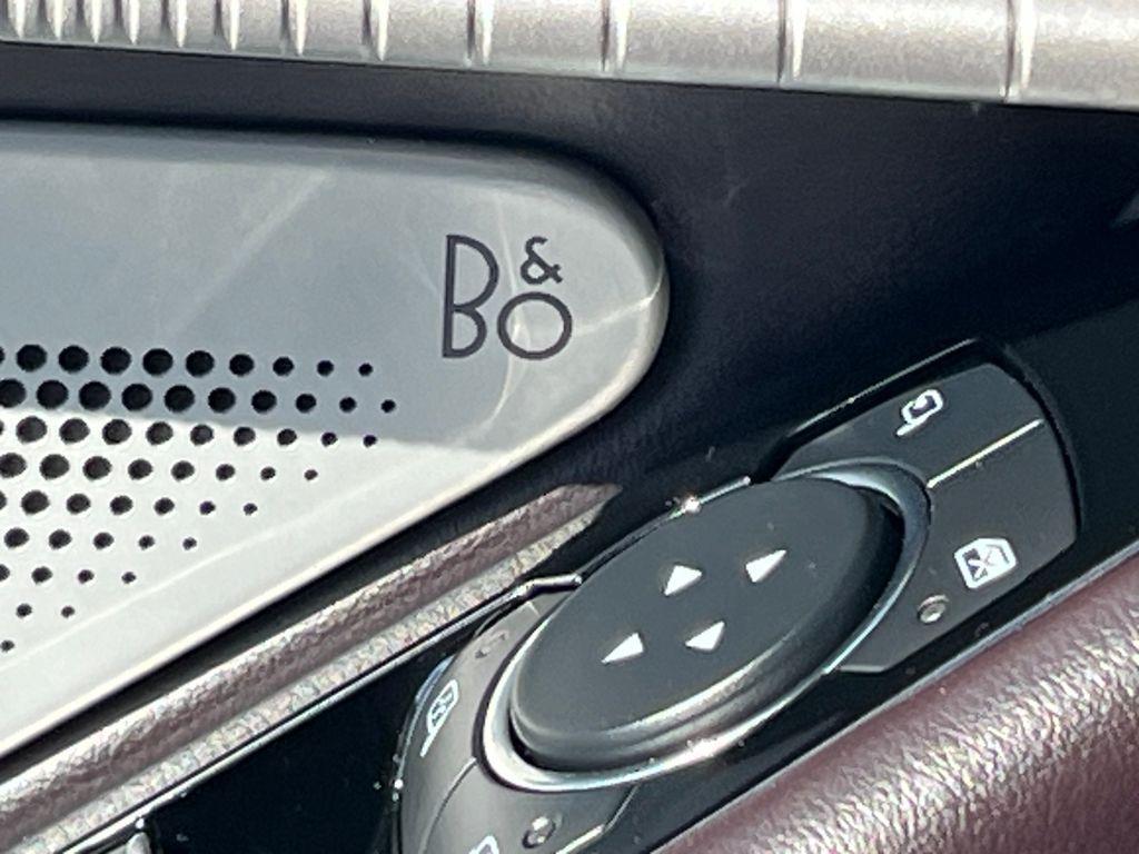 new 2025 Ford Explorer car, priced at $54,371