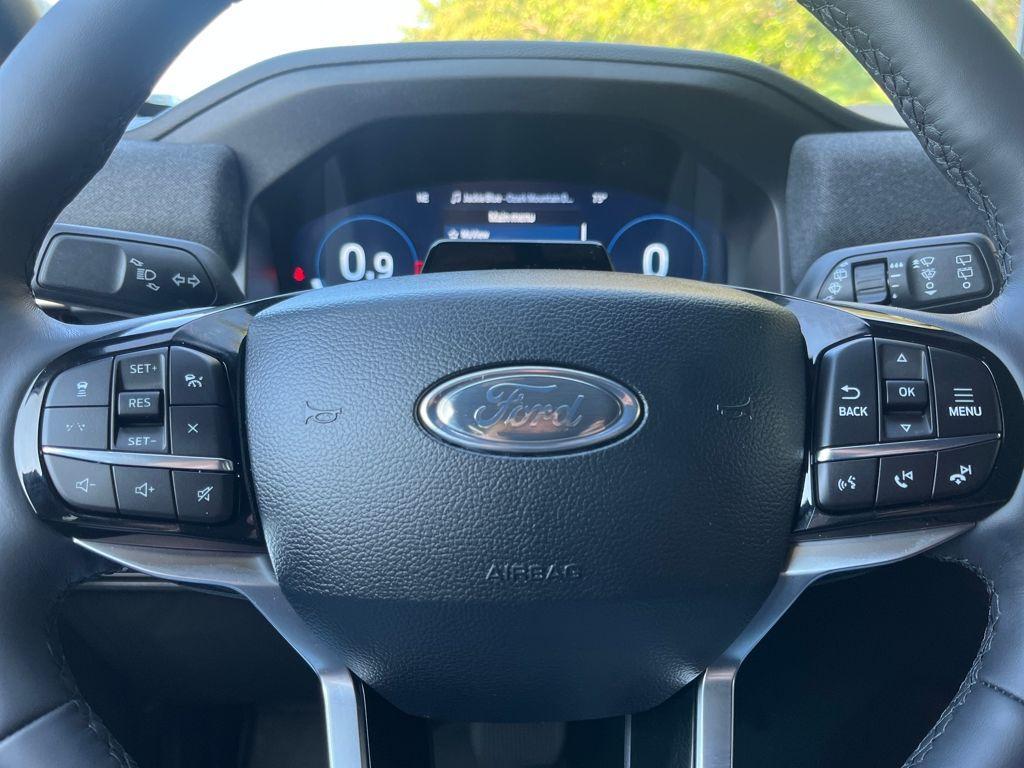 new 2025 Ford Explorer car, priced at $54,371