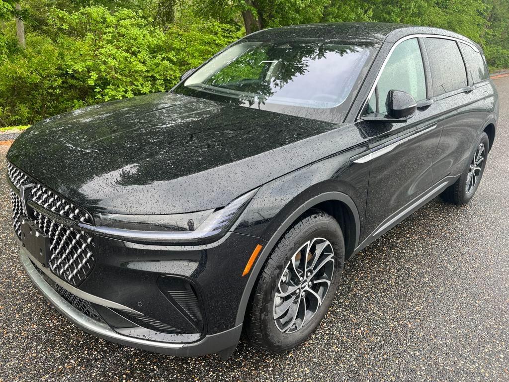 new 2025 Lincoln Nautilus car, priced at $51,306