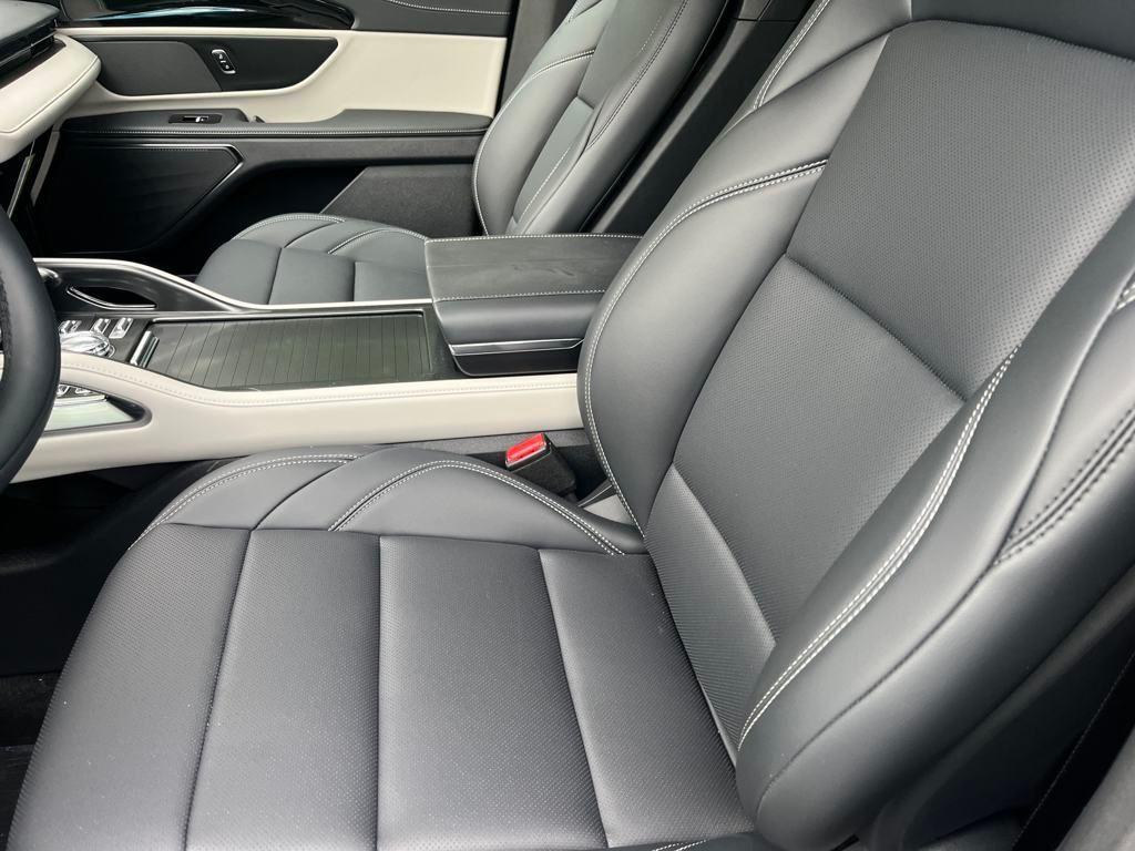 new 2025 Lincoln Nautilus car, priced at $51,306