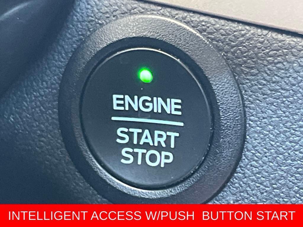 used 2022 Ford Escape car, priced at $20,999