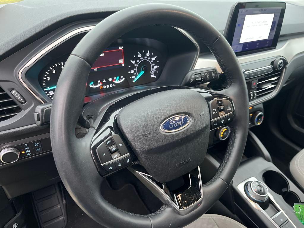 used 2022 Ford Escape car, priced at $21,199