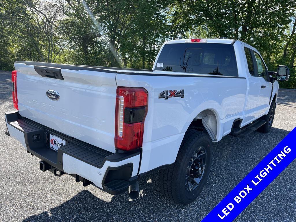 new 2025 Ford F-350 car, priced at $61,520