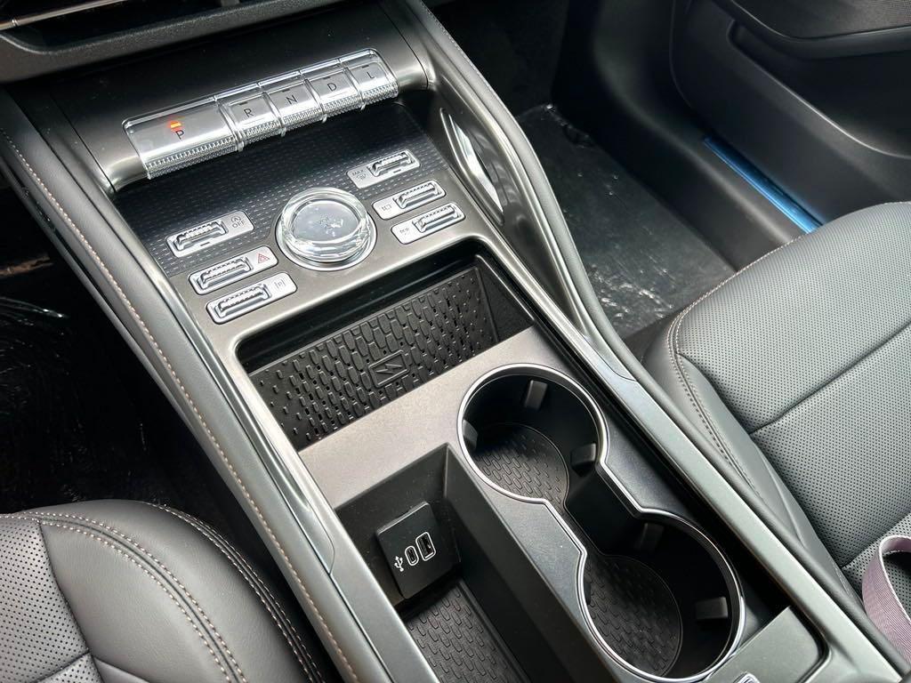 new 2024 Lincoln Nautilus car, priced at $54,574
