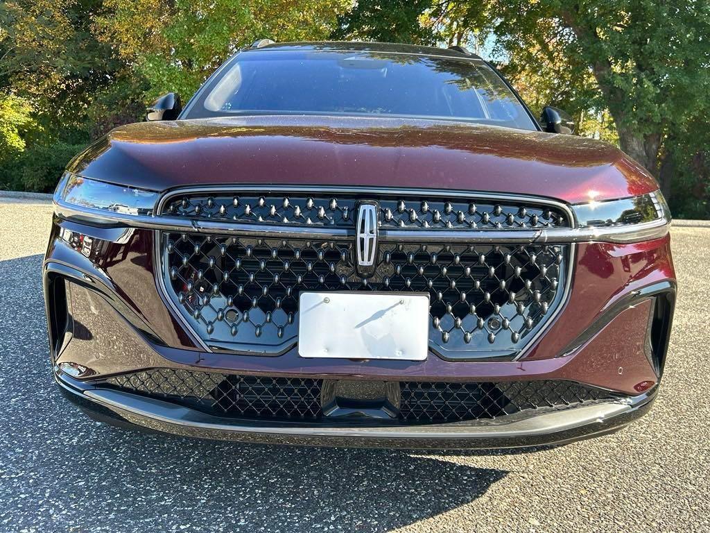 new 2024 Lincoln Nautilus car, priced at $53,996