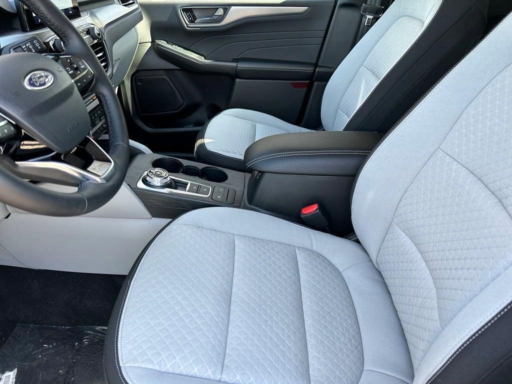 new 2024 Ford Escape car, priced at $28,633