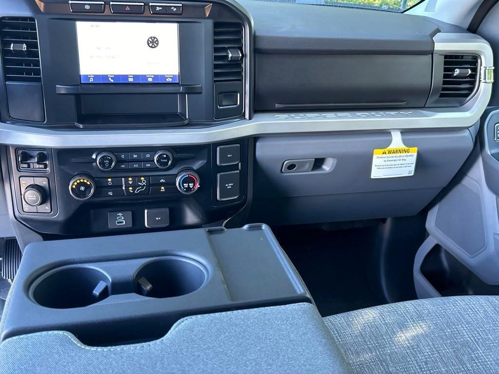 new 2024 Ford F-250 car, priced at $65,447