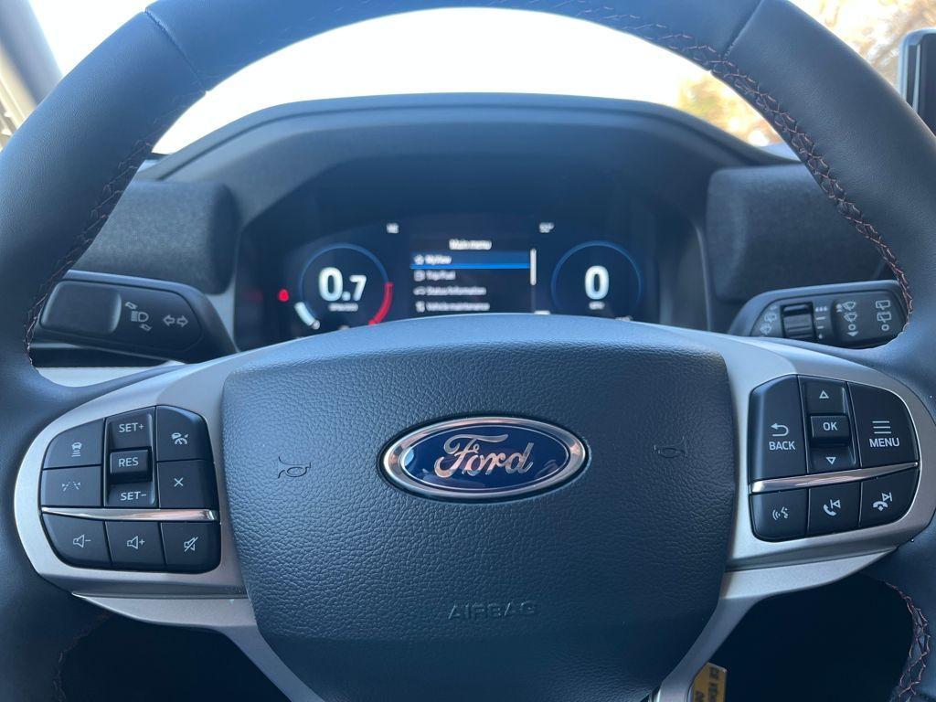 new 2025 Ford Explorer car, priced at $48,417