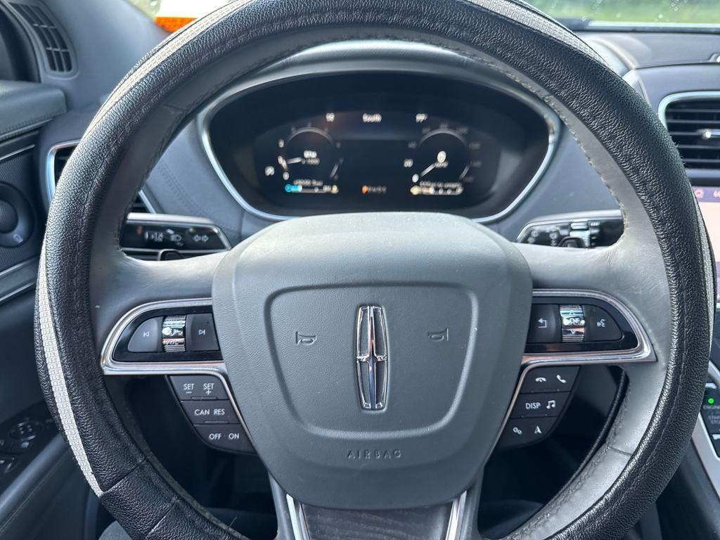 used 2020 Lincoln Nautilus car, priced at $28,499