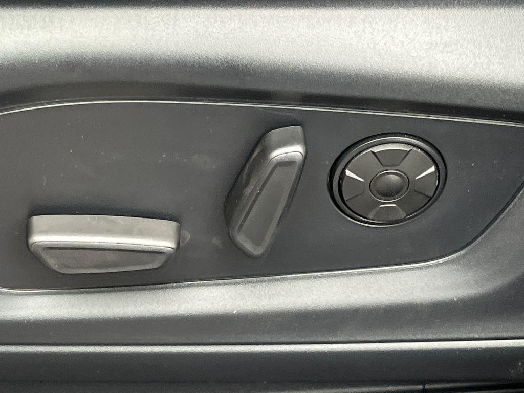 new 2025 Ford Explorer car, priced at $58,422