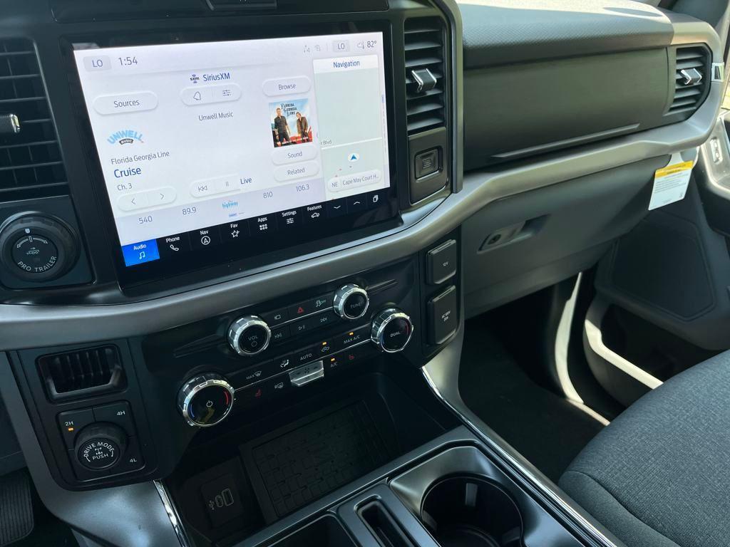 new 2025 Ford F-150 car, priced at $54,272