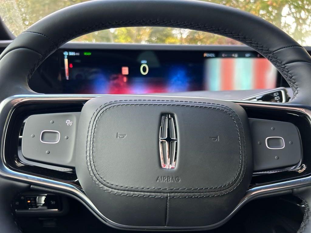new 2024 Lincoln Nautilus car, priced at $62,900