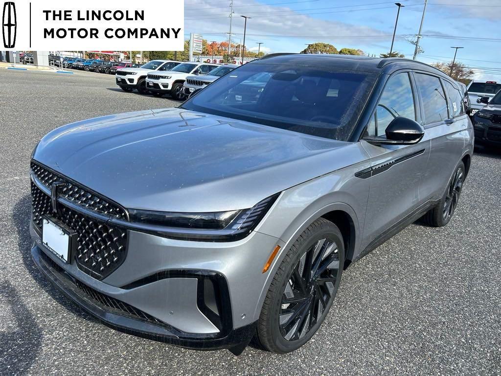 new 2024 Lincoln Nautilus car, priced at $62,900
