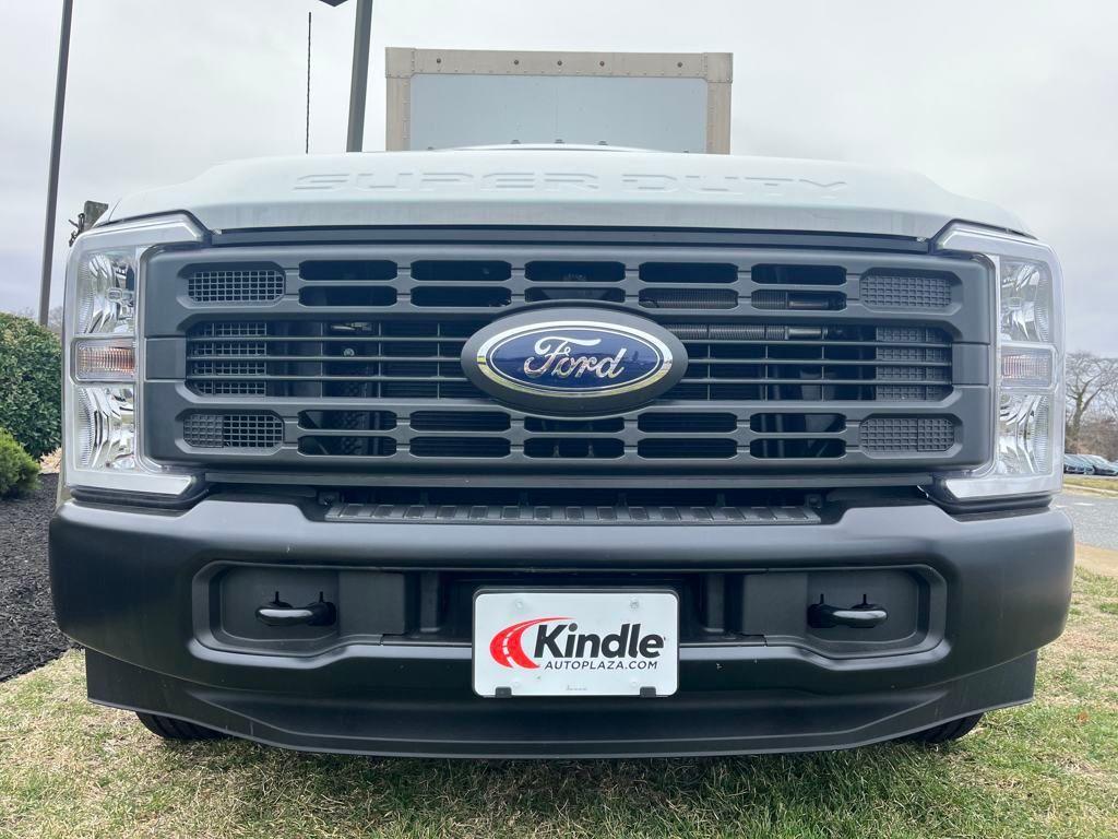 new 2024 Ford F-350 car, priced at $44,833
