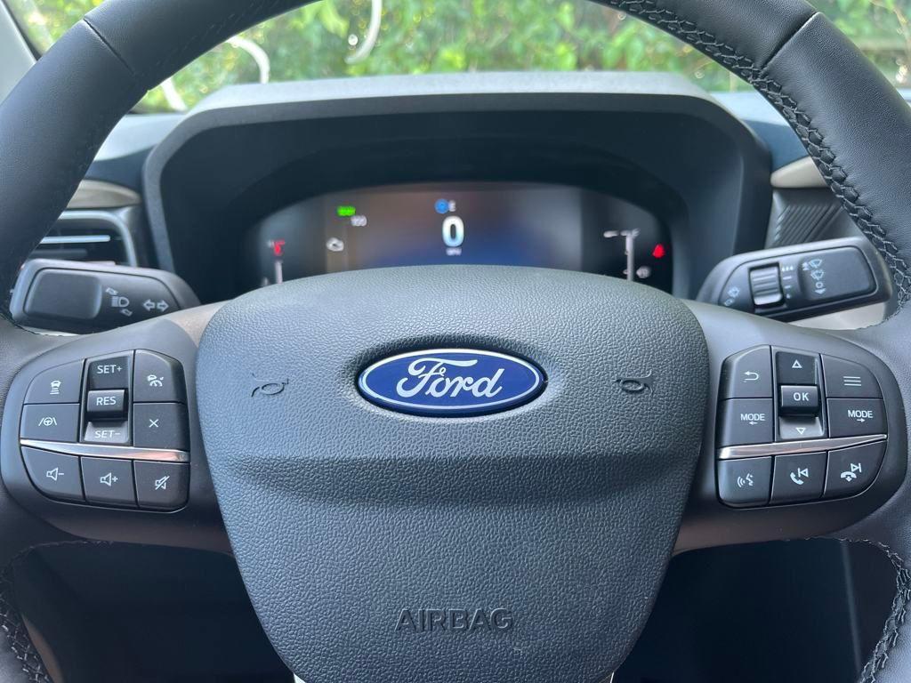 new 2025 Ford Maverick car, priced at $40,135