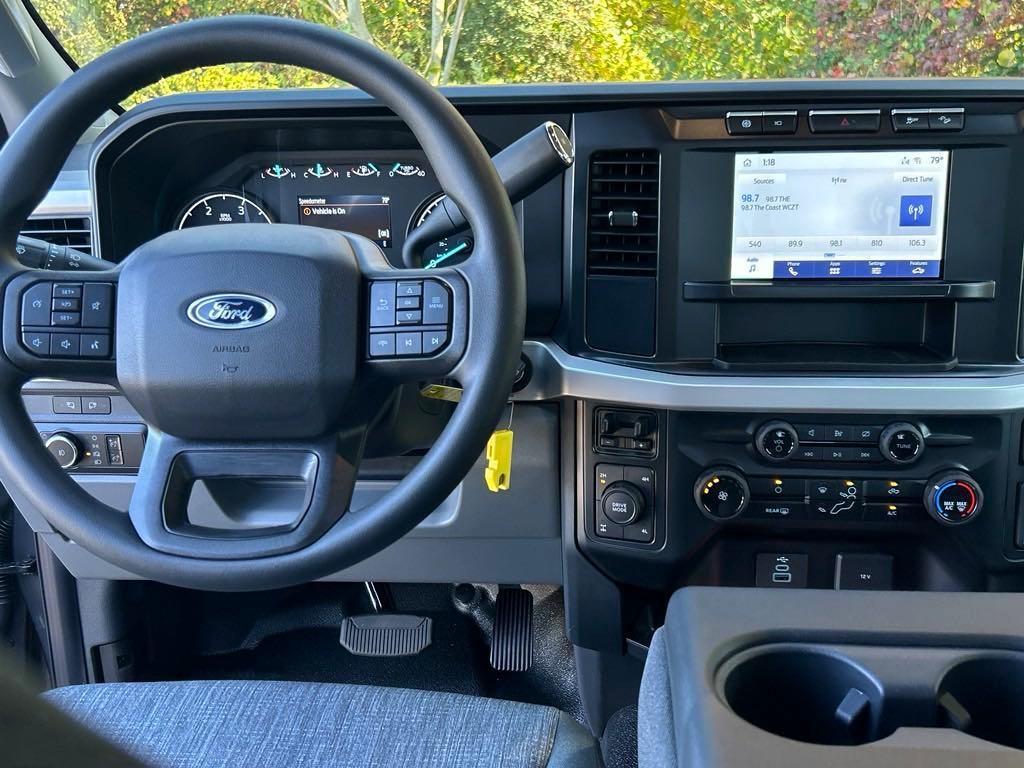 new 2024 Ford F-250 car, priced at $65,789
