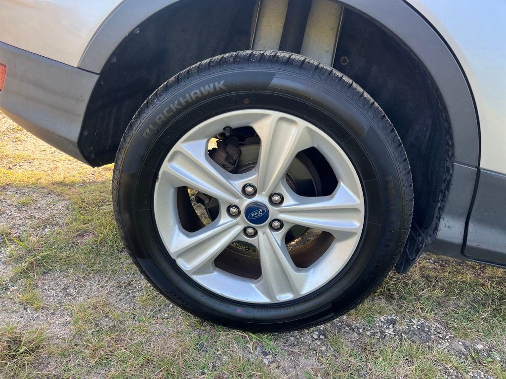 used 2013 Ford Escape car, priced at $7,899