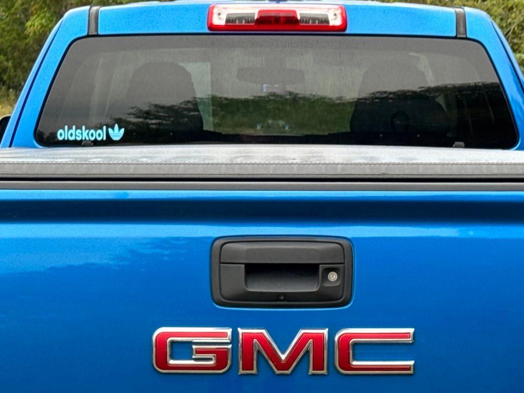 used 2021 GMC Canyon car, priced at $25,999