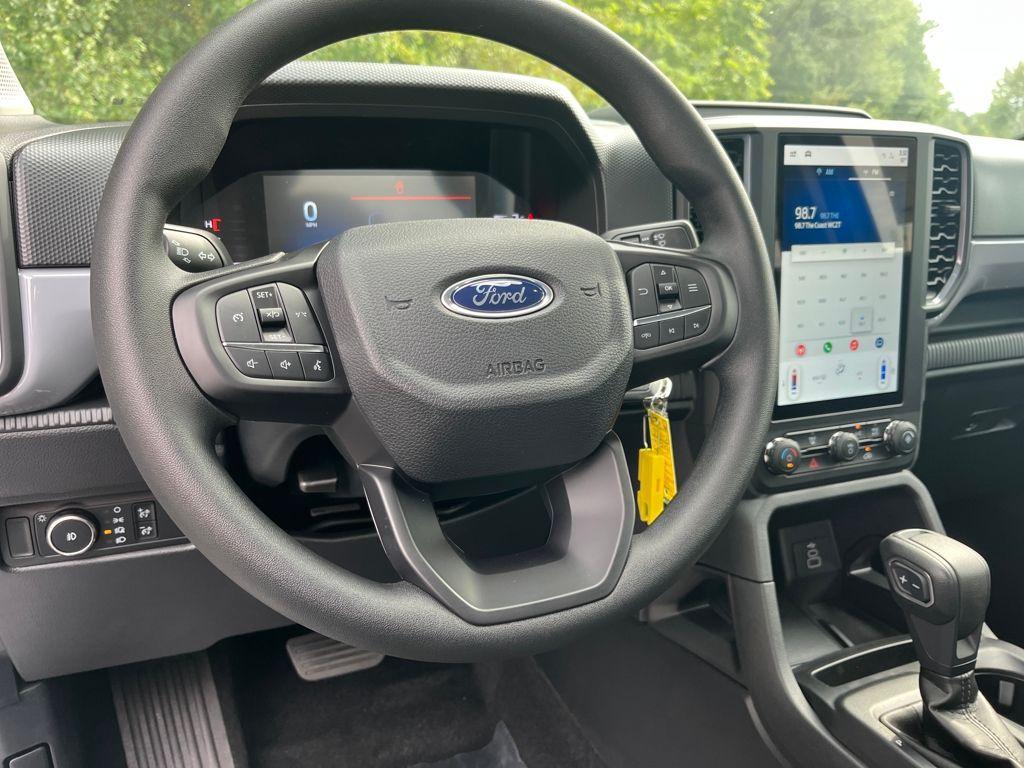 new 2025 Ford Ranger car, priced at $35,980