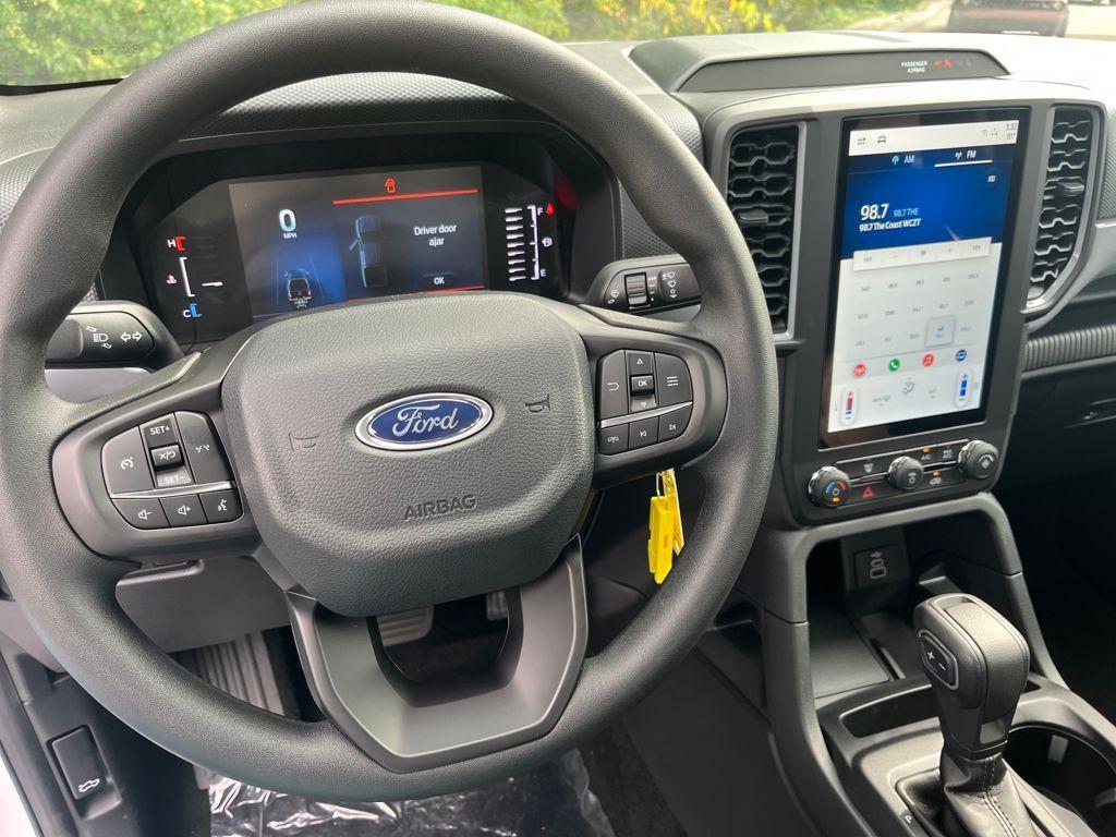 new 2025 Ford Ranger car, priced at $35,980