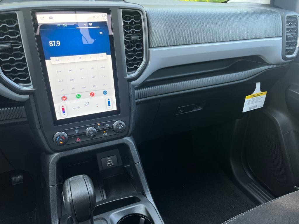 new 2025 Ford Ranger car, priced at $39,380