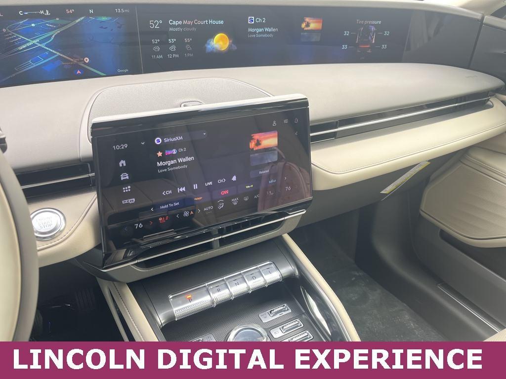 new 2025 Lincoln Nautilus car, priced at $51,048
