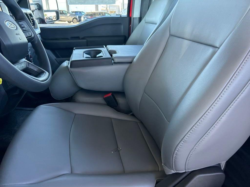 new 2024 Ford F-350 car, priced at $51,558