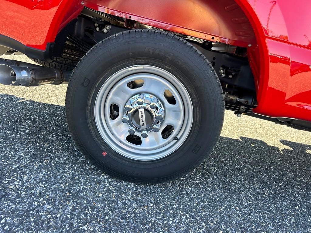 new 2024 Ford F-350 car, priced at $51,058