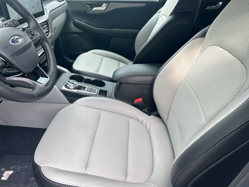 new 2024 Ford Escape car, priced at $33,121
