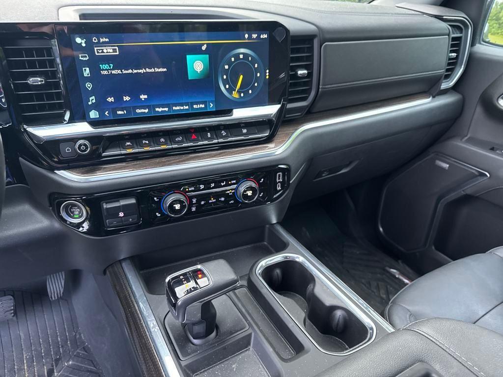 used 2022 Chevrolet Silverado 1500 car, priced at $44,899