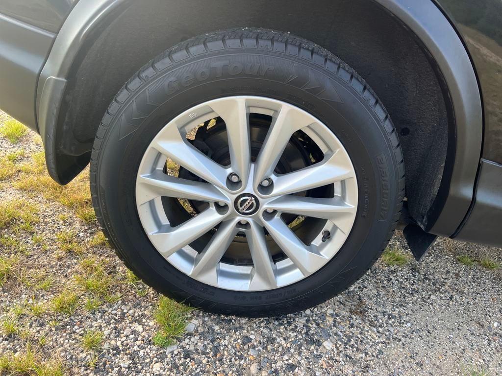 used 2019 Nissan Rogue Sport car, priced at $17,299