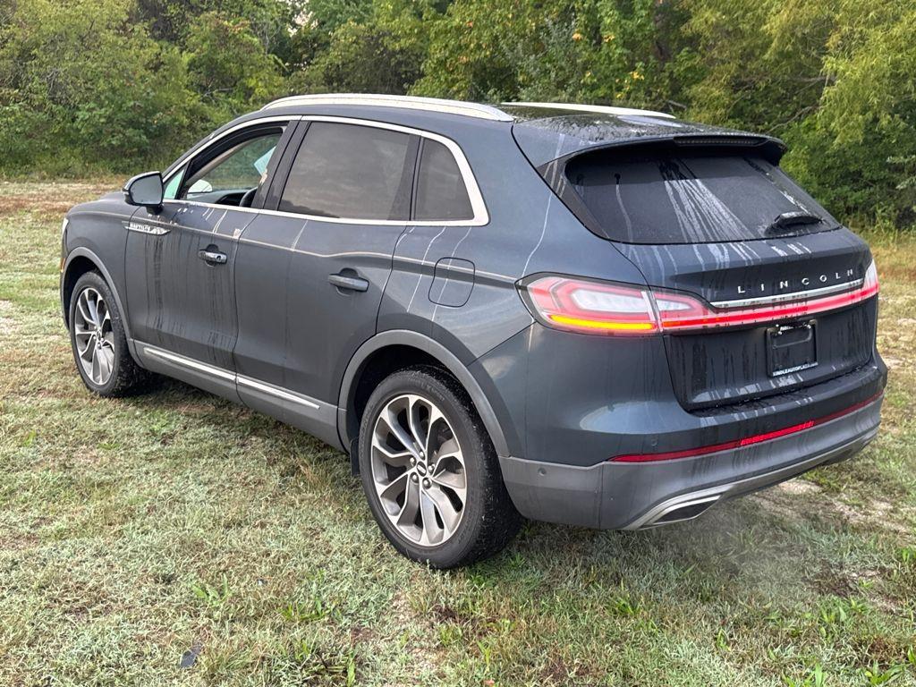 used 2022 Lincoln Nautilus car, priced at $40,000