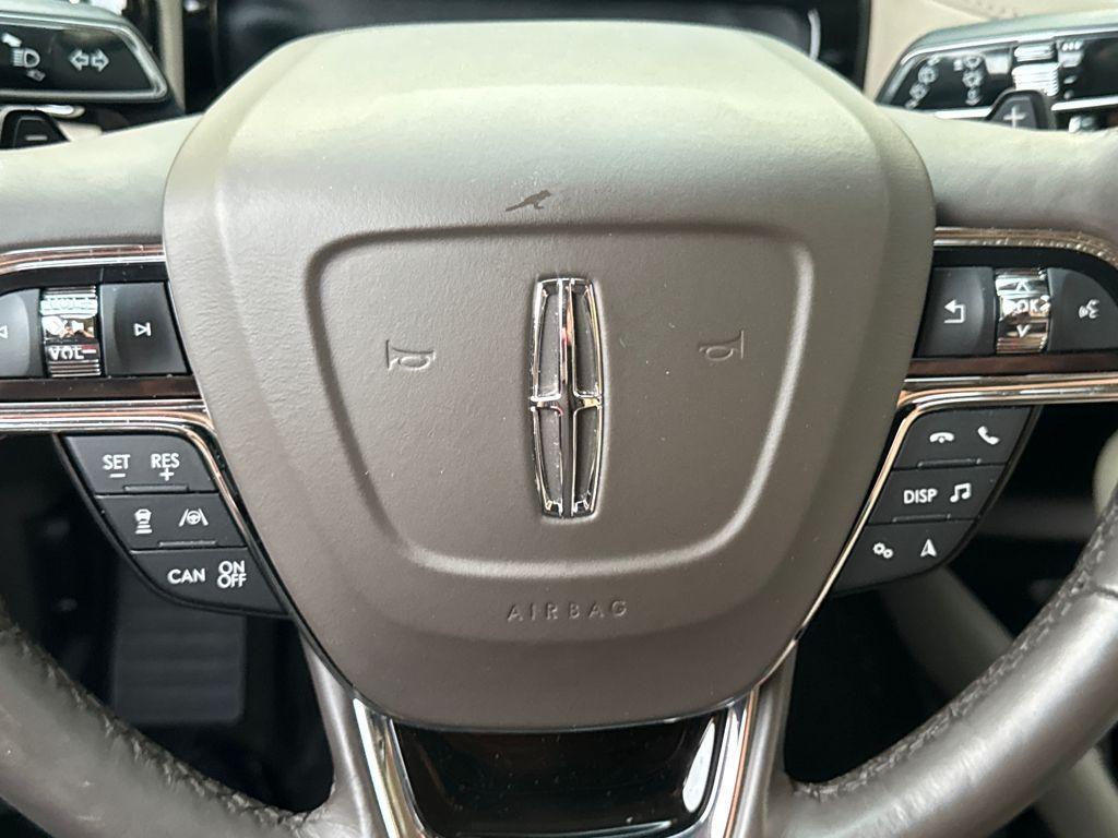 used 2022 Lincoln Nautilus car, priced at $40,000