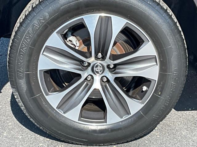 used 2020 Toyota Highlander car, priced at $24,950
