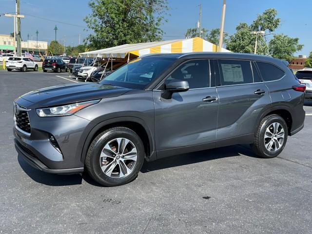used 2020 Toyota Highlander car, priced at $24,950