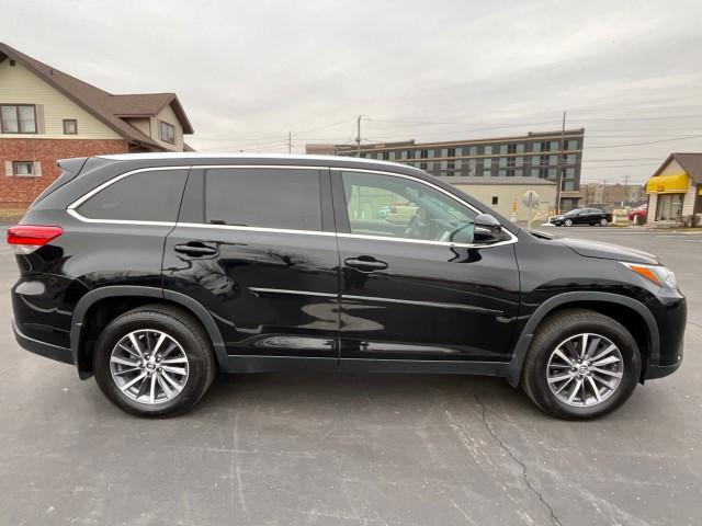 used 2019 Toyota Highlander car, priced at $22,780