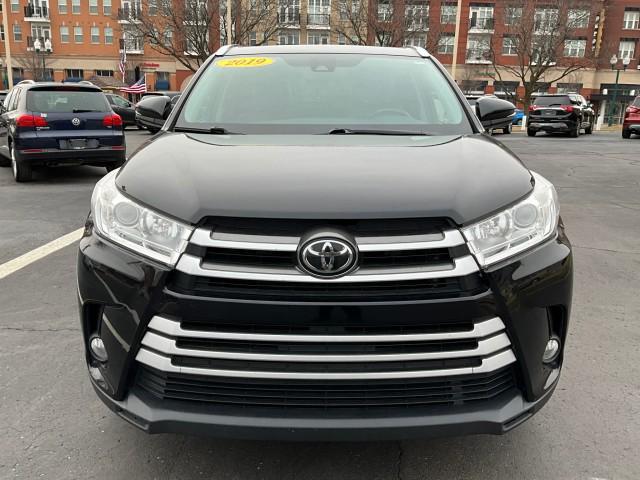 used 2019 Toyota Highlander car, priced at $22,780