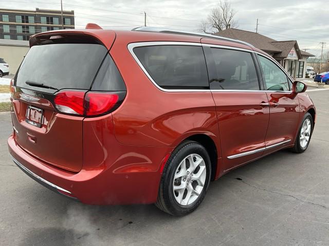 used 2018 Chrysler Pacifica car, priced at $15,700