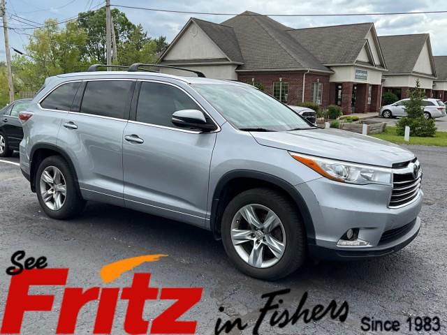 used 2015 Toyota Highlander car, priced at $15,950