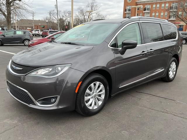 used 2018 Chrysler Pacifica car, priced at $16,700