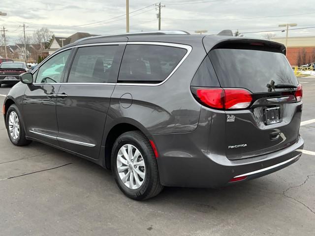 used 2018 Chrysler Pacifica car, priced at $16,700