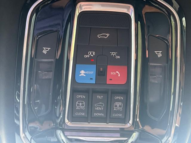 used 2022 Jeep Grand Cherokee car, priced at $37,480