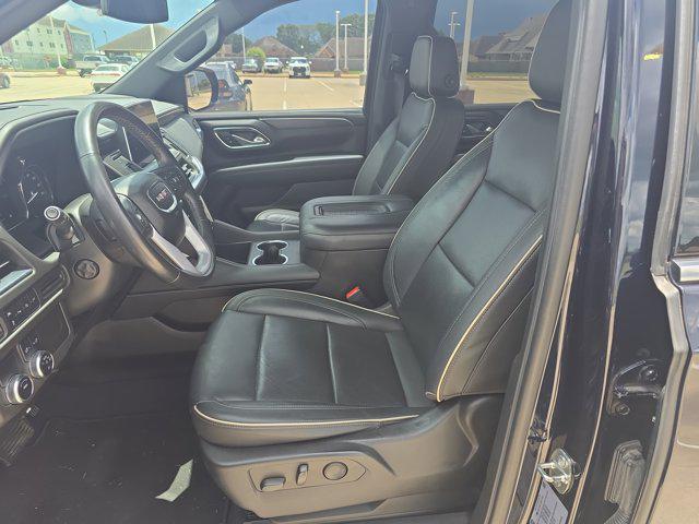 used 2021 GMC Yukon car, priced at $38,999