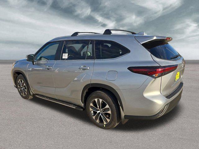 new 2025 Toyota Highlander Hybrid car, priced at $47,991