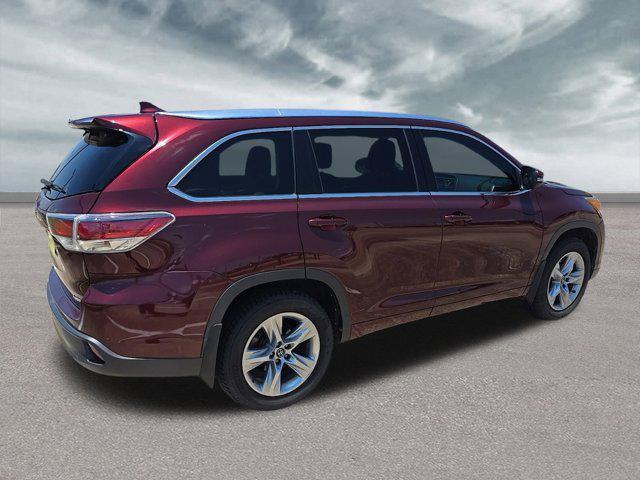 used 2016 Toyota Highlander car, priced at $22,999