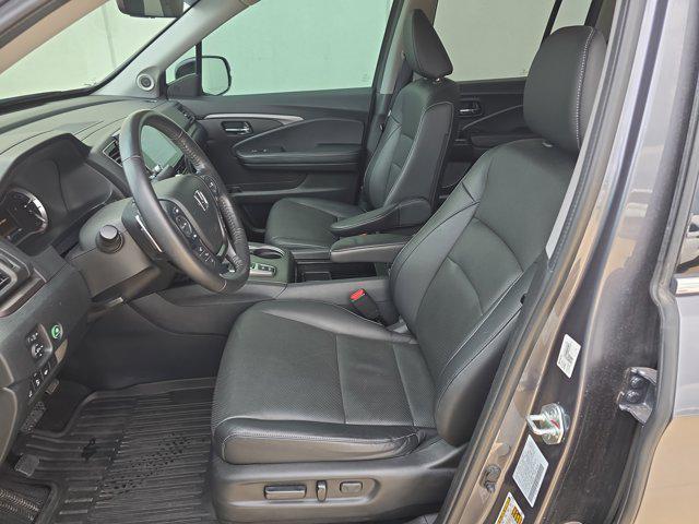 used 2023 Honda Ridgeline car, priced at $31,999