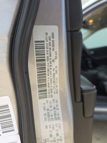 used 2015 Jeep Cherokee car, priced at $11,999