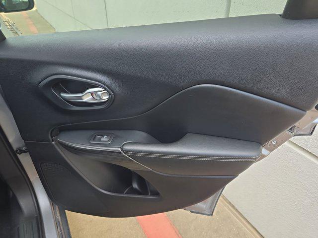 used 2015 Jeep Cherokee car, priced at $11,999